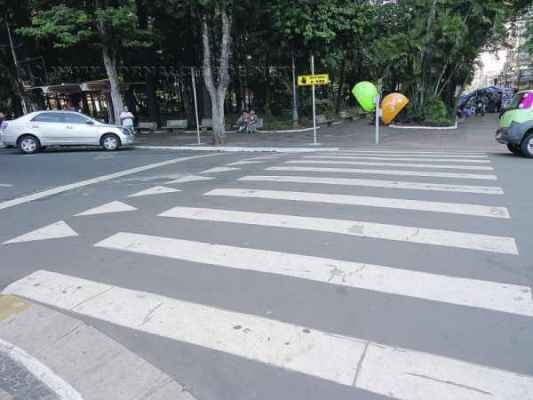 CLICK: na imagem, faixa elevada para travessia de pedestres instalada na região central de Rio Claro