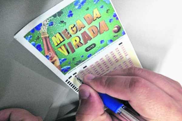 O prêmio distribuído ultrapassou os R$ 263 mi, o maior da história das loterias no Brasil
