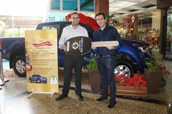 Egberto Gustavo do Carmo ganhou a caminhonete Ford Ranger