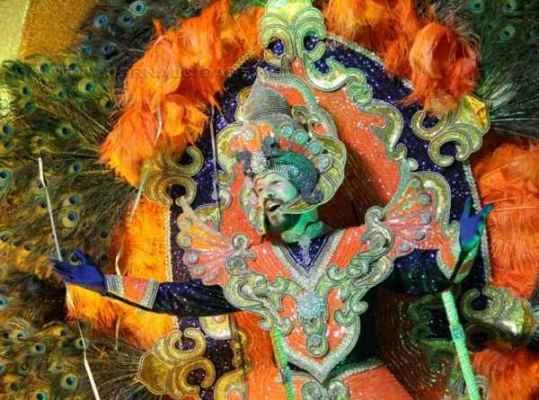 Samuca levou os mistérios dos ciganos para a Passarela do Samba