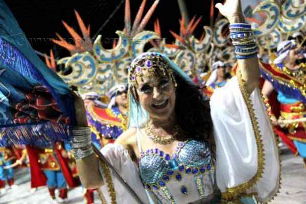 Samuca foi eleita a campeã do Carnaval 2015