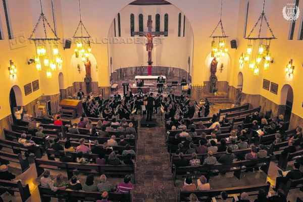 Concerto homenageia a memória do clarinetista Seu Toninho, que morreu aos 76 anos