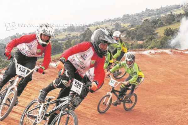 Na última terça-feira (7), a BMX encerrou as disputas do ciclismo, mas a disputa dos Jogos Regionais segue até sábado (11)