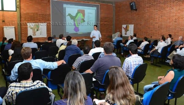 Comunidade participa de audiências públicas para discutir a revisão do Plano Diretor de Rio Claro (foto divulgação)