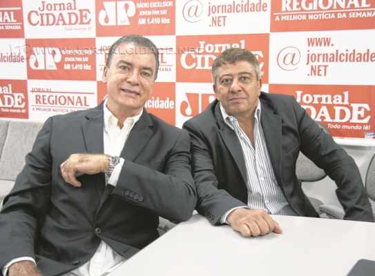 Trabalhando em equipe, os profissionais buscam a valorização da paciente e contam com a parceria de outros especialistas durante todo tratamento das mulheres com câncer de mama