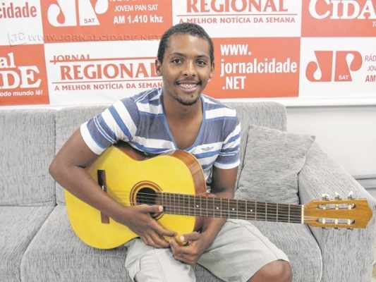 Felipe Ortiz de Camargo passou em quinto lugar no Conservatório Musical de Tatuí