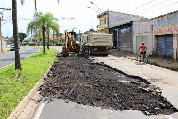 O trabalho tem previsão para término ainda nesta quinta-feira (24)