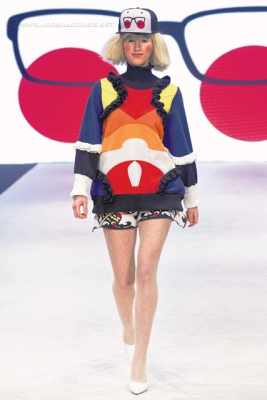 Considerada um dos novos talentos da moda brasileira, Gabriela Braga faz sucesso; na foto, modelo veste peça criada pela estilista