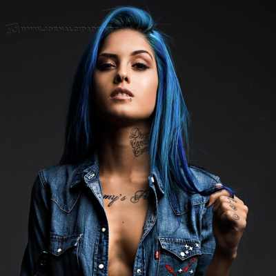 Tati Zaqui anima a noite com seus maiores sucessos, como “Água na Boca” e “Tô Dando Risada”