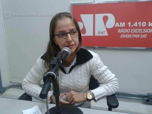 A enfermeira Sabrina Suelen Marchiori na Excelsior JP News