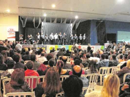 Filiados, candidatos e populares marcaram presença na convenção