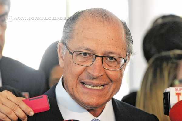 Para 3,5% dos entrevistados, a administração Geraldo Alckmin mostra gestão como "ótima" e para outros 27,6% ela é “boa”