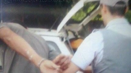 Indivíduo sendo preso no Jardim Bandeirantes