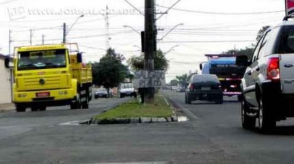 Além do tamanho da carroceria, o excesso de carga é um dos principais agravantes de acidentes observados junto às redes na zona urbana de Rio Claro