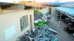 Foto evidencia materiais da rede municipal de ensino em creche desativada do Jardim Novo I