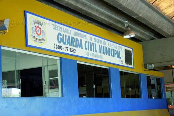 PEDINTES: a Guarda Civil Municipal orienta que passageiros procurem a base em caso de desconforto com moradores de rua no Terminal Rodoviário