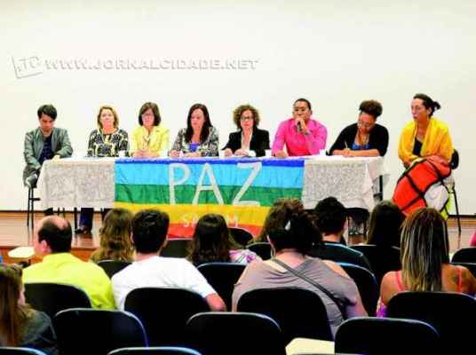 Fórum LGBT discute as ações contra homofobia