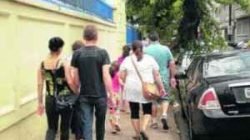 As vias públicas nas imediações das seções eleitorais ficaram limpas de santinhos e outros materiais de campanha no segundo turno dessas eleições