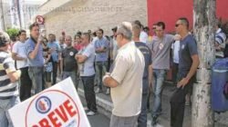A assembleia nessa quinta-feira (9) decidiu pela continuação da greve dos trabalhadores