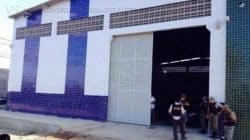 Um dos galpões onde a Polícia apreendeu parte da carga