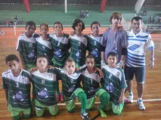Time da categoria Sub 13 do Futsal de Cordeirópolis, bicampeão na Liga Regional Ferreirense. (Foto: Divulgação)