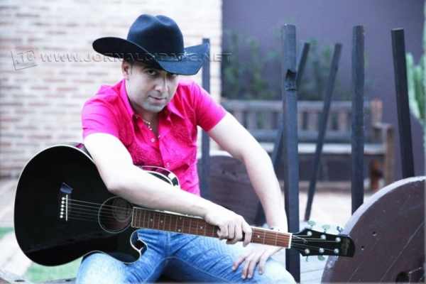 Músico Gilson Freitas divulga suas três canções autorais