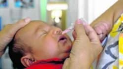 Bebê recebe a vacina contra a paralisia infantil. Campanha nacional começa neste sábado, dia 8 (foto Elza Fiuza/ABr)