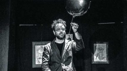 O espetáculo de mágica “Encantos e Venturas” será apresentado na noite de sexta-feira, no teatro do Sest/Senat, pelo ilusionista rio-clarense William Seven