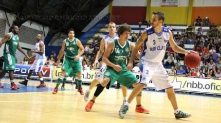 RC Basquete começou mal, buscou a recuperação no último quarto, mas não foi o suficiente
