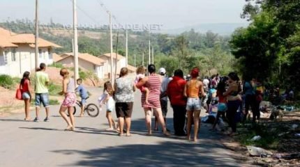 Ocupantes dos imóveis aguardavam seus imóveis serem recolhidos para abrigo