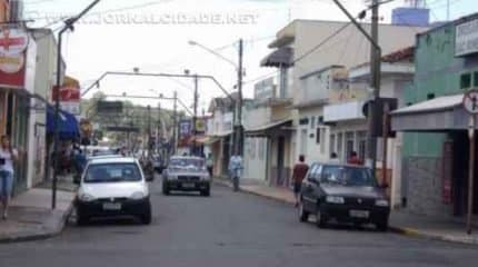 Em Itirapina, prefeito pede para que munícipes verifiquem o funcionamento das lâmpadas