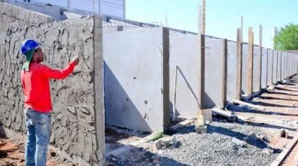 O novo canil está sendo construído em frente ao Centro de Controle de Zoonoses, no Distrito Industrial