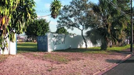 Área da antiga quadra da Escola Joaquim Ribeiro será utilizada para a construção do novo prédio do IML de Rio Claro