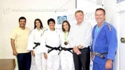 Atletas do judô nos Jogos Abertos recebem homenagem na Prefeitura