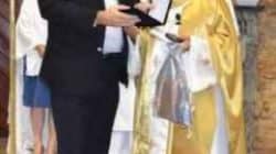 O prefeito Du Altimari com o Padre Maurício