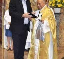 O prefeito Du Altimari com o Padre Maurício