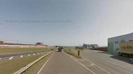 De acordo com a solicitação, o alargamento da faixa de acesso à rodovia Washington Luiz seria para evitar acidentes