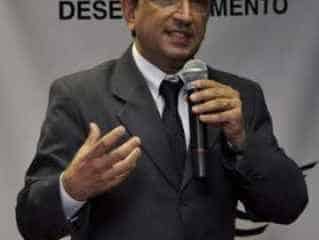 João Zaine (PMDB) foi eleito para função de presidente, sucedendo o petista Agnelo Matos