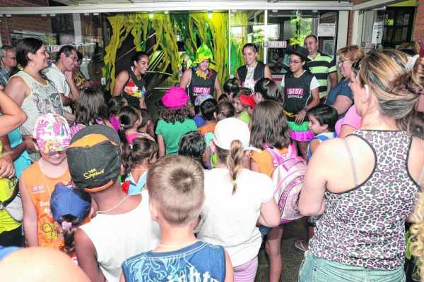 Projeto Super Férias no Sesi reúne crianças em diversas atividades culturais, educativas e esportivas neste mês de janeiro