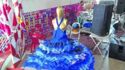 Os preparativos na quadra da Grasifs seguem a todo vapor. Confecção ocorre em Rio Claro