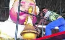 Richard Silva atua na coordenação dos carros alegóricos, confeccionados na antiga Estação