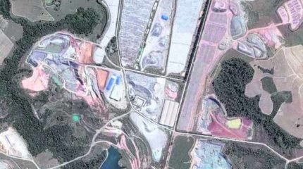 Lavra de argila localizada dentro dos limites de Rio Claro (Foto: Google Maps/Divulgação)