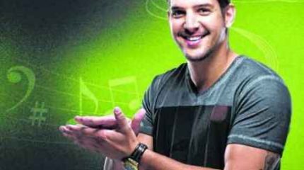 O cantor Felipe Pezzoni assumiu como novo vocalista da banda Eva em fevereiro de 2013