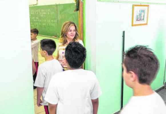 A Secretaria da Educação do Estado de São Paulo atende cerca de 4 milhões de alunos