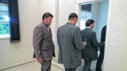 Sessão chegou a ser suspensa por 10 minutos após queixas do governista Dalberto Christofoletti (PDT) sobre as comissões