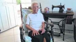 Com 100 anos completos no último dia 13, Dona Benedita vive no bairro Bela Vista com a filha, Maria Aparecida, e o neto