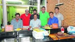 Guilherme Pizzirani (à esquerda) foi o responsável pela gastronomia do programa especial