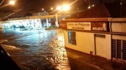 A Avenida Visconde do Rio Claro éi um dos pontos alagados com a chuva desta quarta