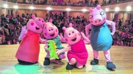 A peça traz ainda uma abordagem sobre valores como o trabalho, a amizade, educação, solidariedade e respeito