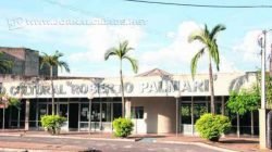 CRIADOURO: denunciante indica foco de dengue abaixo do palco de apresentações